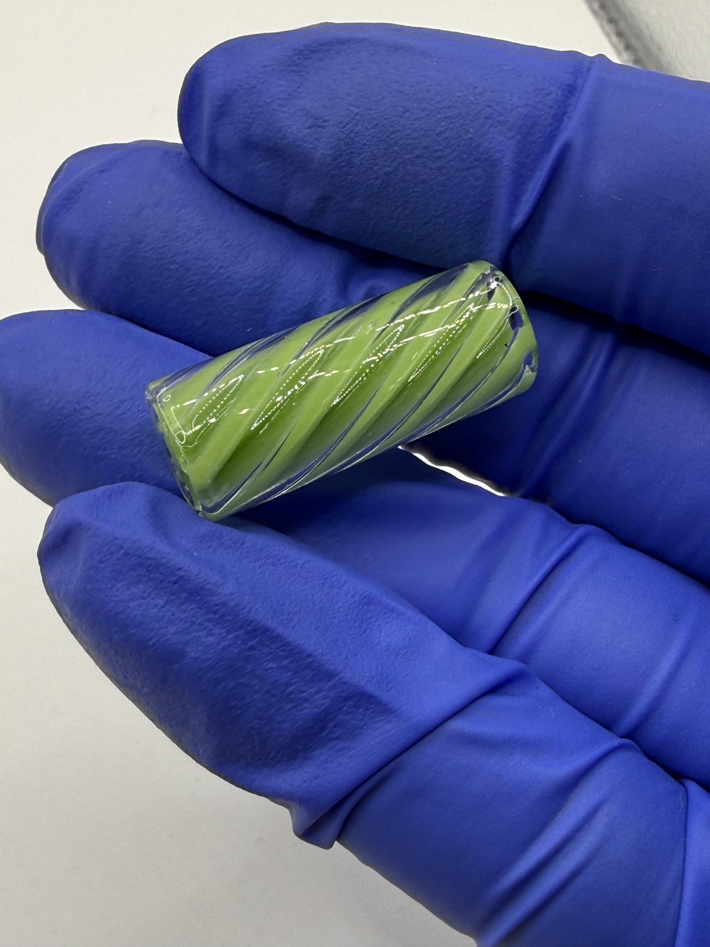 Green spiral glass tip-12 x 30 mm