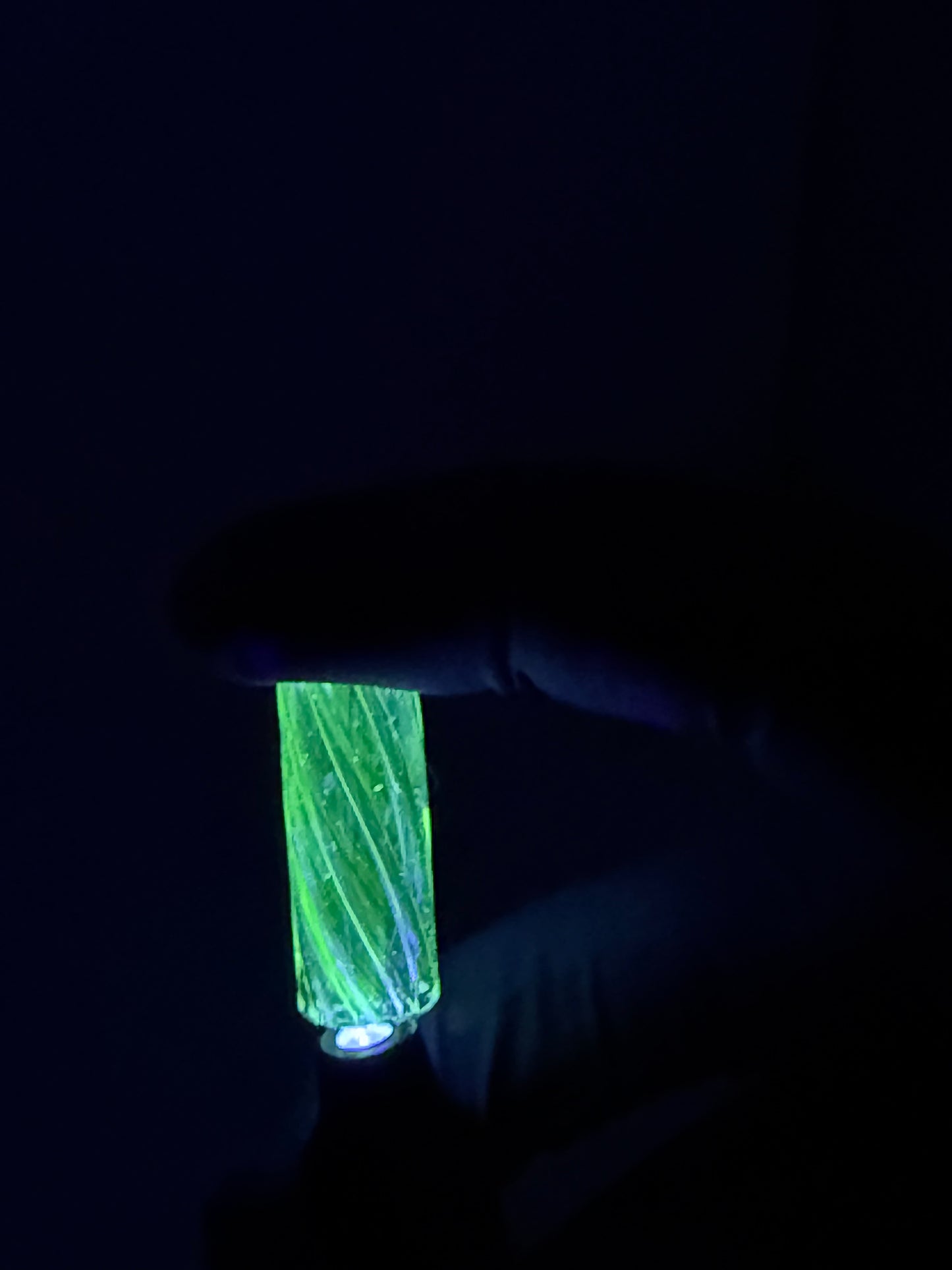 UV Reactive Spiral Borosilicate Insert