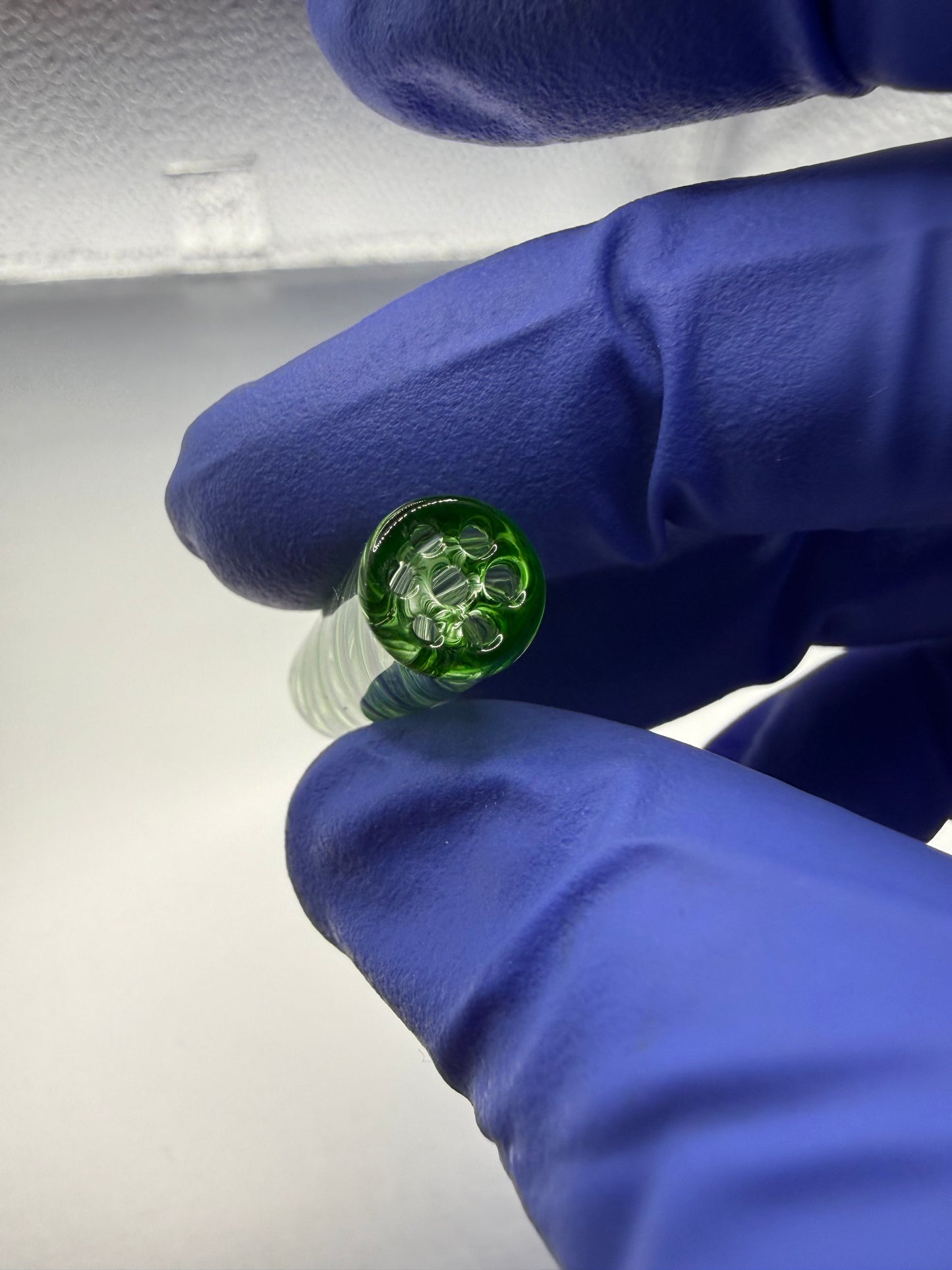 Emerald Green Spiral Glass Tip 9x30mm| Multi-Hole Honeycomb Filter