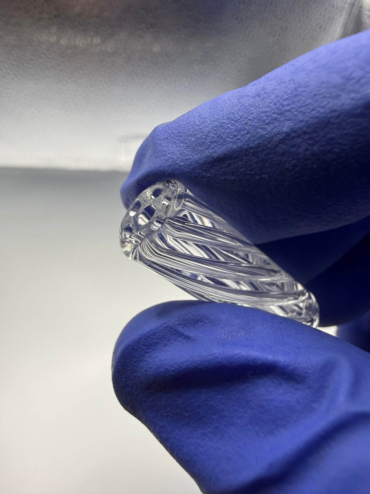 Clear Spiral Glass Tip 9×30 mm | Multi-Hole Honeycomb Filter