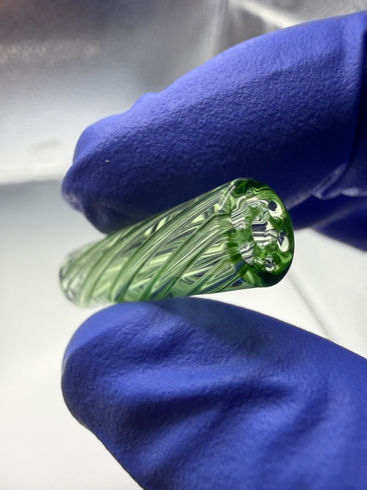 Emerald Green Glass Tip – 8×30 mm Slim Straight Filter